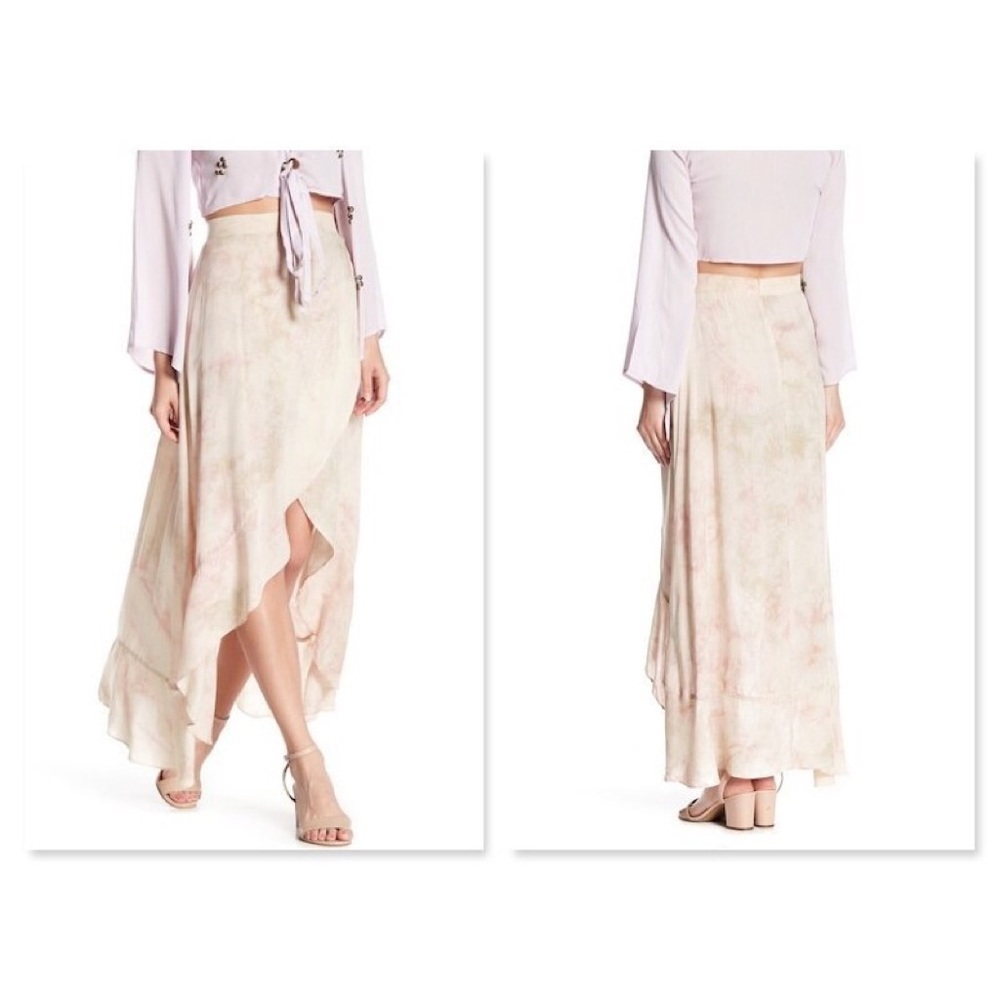 *MAKE OFFER. DONATING JANUARY 1. * RUFFLED TULIP HIGH LOW MAXI SKIRT